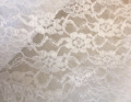 Spitze Blumen Schürzenstoff  lace - nicht dehnbar  - weiß - 50 cm