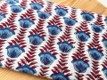Baumwollstoff - Indien  - blockprint Handdruck Blumen cremeweiss blau rot  - 50 cm