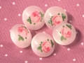 Knopf mit zarter Blume - Dirndl 