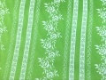 Dirndl Stoff Baumwollsatin  Blumenranken  - grün weiß - 190 cm