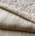 Bild 4 von Italienischer Viskose Jacquard -  gewebt  Ton-in-Ton gold sand - 50 cm